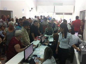 Mais de 200 pessoas participam de mutirão de avaliação para cirurgias ortopédicas em Maringá